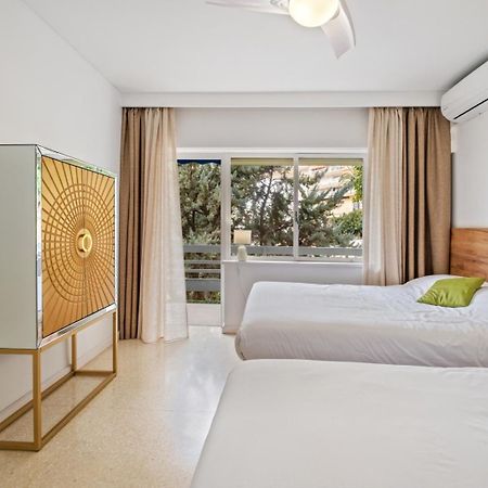 Piso Con 2 Habitaciones, 2 Terrazas Y Piscina Торемолинос Екстериор снимка