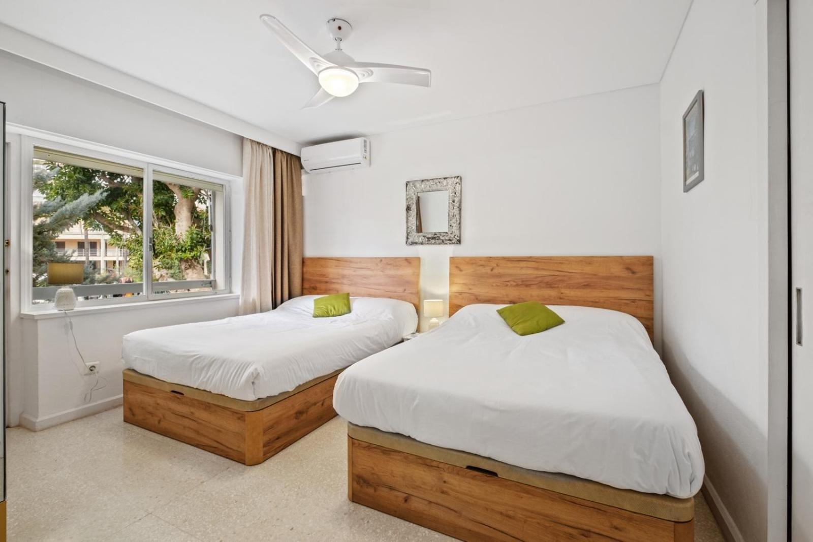 Piso Con 2 Habitaciones, 2 Terrazas Y Piscina Торемолинос Екстериор снимка